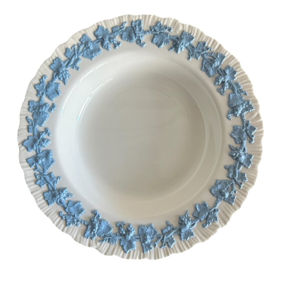 Wedgwood Queensware shallow bowl. Vintage.